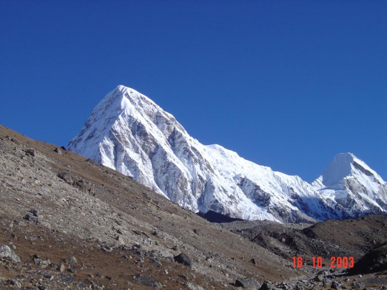 Everest BC-37.jpg